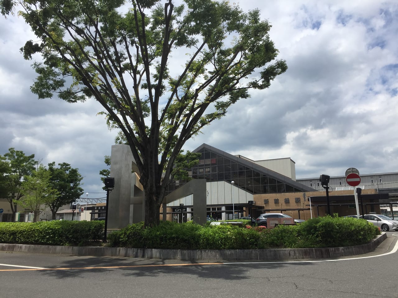 新前橋駅ロータリー１００